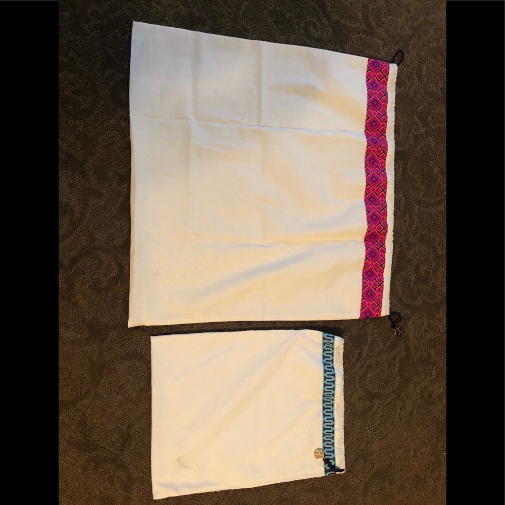 Tori Burch Dust covers
